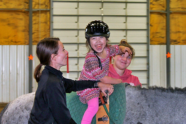 Stride Alaska Children Horse Therapy 600×400
